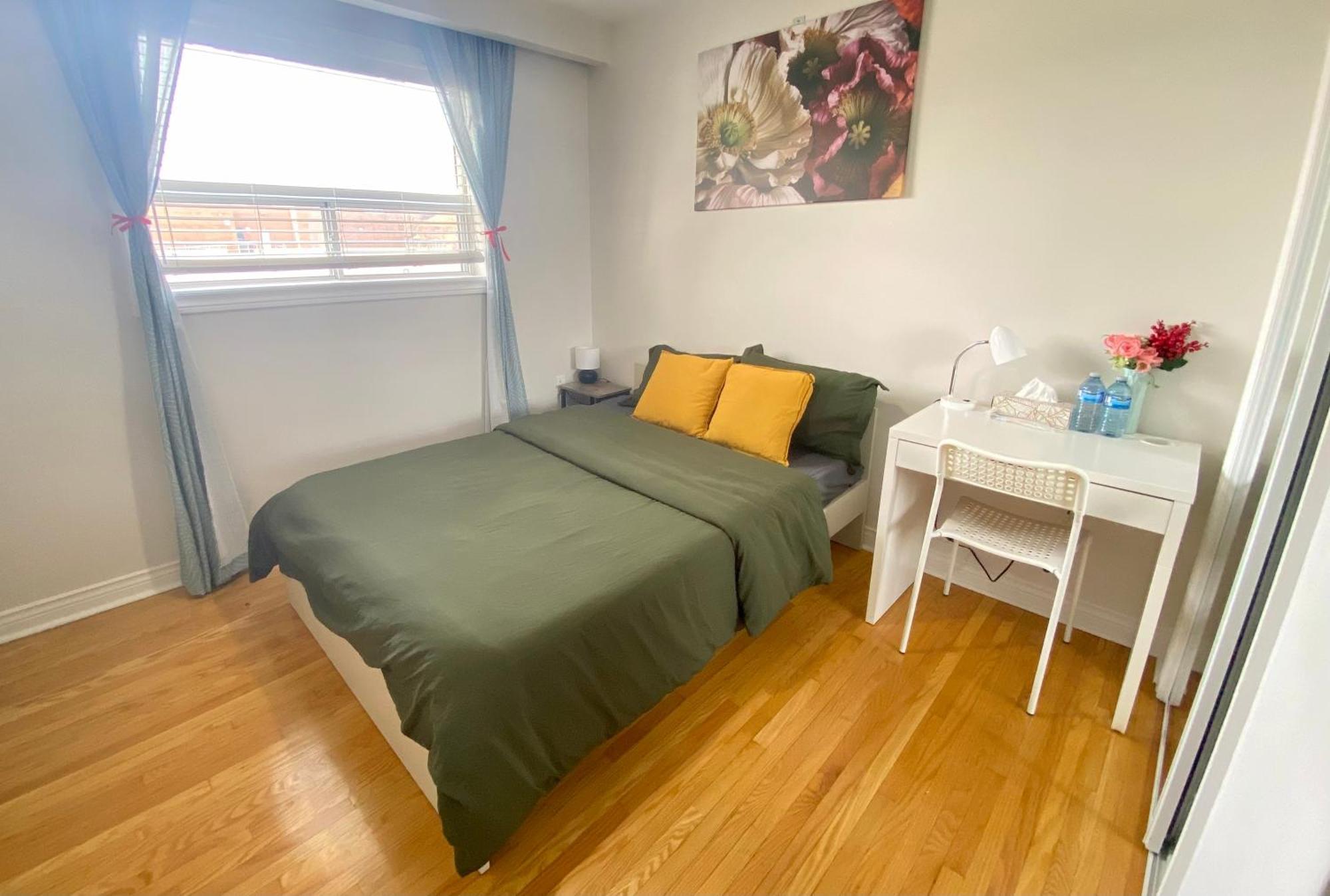 Hotel Sunny House - Main Floor, Free Parking, In Toronto Zimmer foto